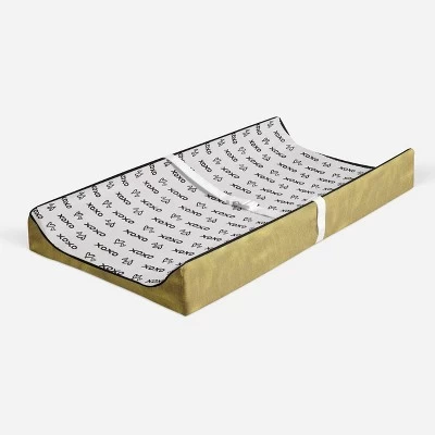 Bacati - Love Black/Gold Kisses/Hugs Changing Pad Cover 1 Bacati - Love Black/Gold Kisses/Hugs Changing Pad Cover