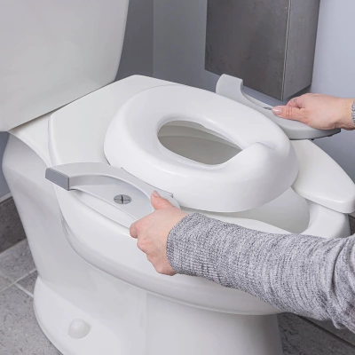 Summer Infant My Travel Potty Deluxe Chair - Gray 8 Summer Infant My Travel Potty Deluxe Chair - Gray - Image 8