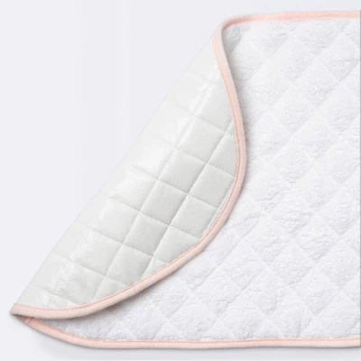 Changing Pad Liner White With Pink Edge - Cloud Island™ 3pk 2 Changing Pad Liner White With Pink Edge - Cloud Island™ 3pk - Image 2