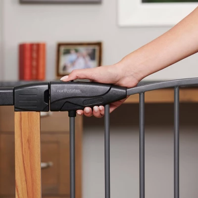 Toddleroo By North States Deco Woodcraft Steel Gate With Auto-Close 5 Toddleroo By North States Deco Woodcraft Steel Gate With Auto-Close - Image 5