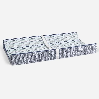 Bacati - Noah Printed Garland Mint/Navy Quilted Changing Pad Cover 3 Bacati - Noah Printed Garland Mint/Navy Quilted Changing Pad Cover - Image 3
