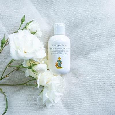 L'Erbolario Very Gentle Oil For Babies - Baby Oil For Massage - 6.7 Oz 1 L'Erbolario Very Gentle Oil For Babies - Baby Oil For Massage - 6.7 Oz