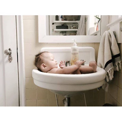 Babo Botanicals Moisturizing 2-in-1 Oatmilk & Calendula Baby Shampoo & Wash - 16 Fl Oz 2 Babo Botanicals Moisturizing 2-in-1 Oatmilk & Calendula Baby Shampoo & Wash - 16 Fl Oz - Image 2