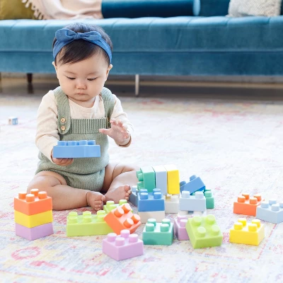 Infantino Go Gaga! Super Soft 1st Building Blocks 6 Infantino Go Gaga! Super Soft 1st Building Blocks - Image 6