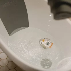 Nuby Penguin Bath Thermometer -Baby Care Deals Store GUEST dc905d27 b131 4a2b b6bb fd8aa26384f6