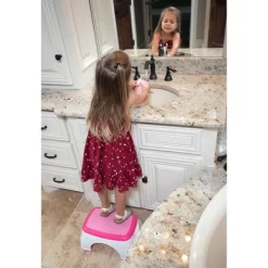 Nuby Toilet Step Stool - Pink -Baby Care Deals Store GUEST eceb3e1a 867b 435a 97bd 41f2c691f7e7